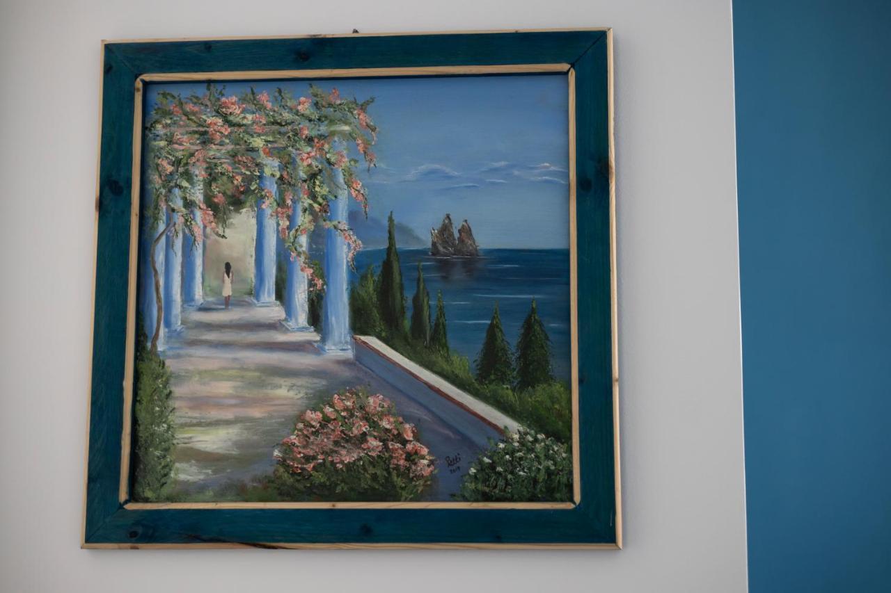Palermonamour Art Gallery Suite Luaran gambar