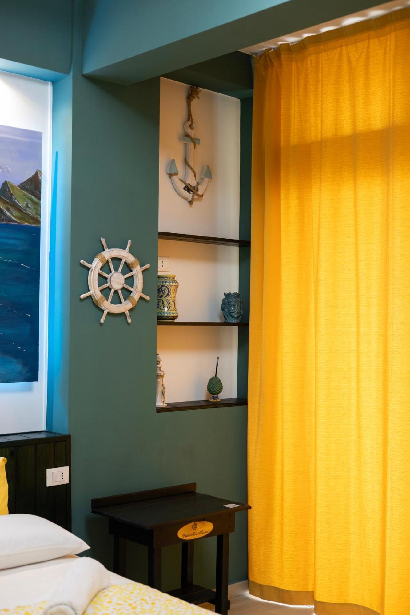 Palermonamour Art Gallery Suite Luaran gambar