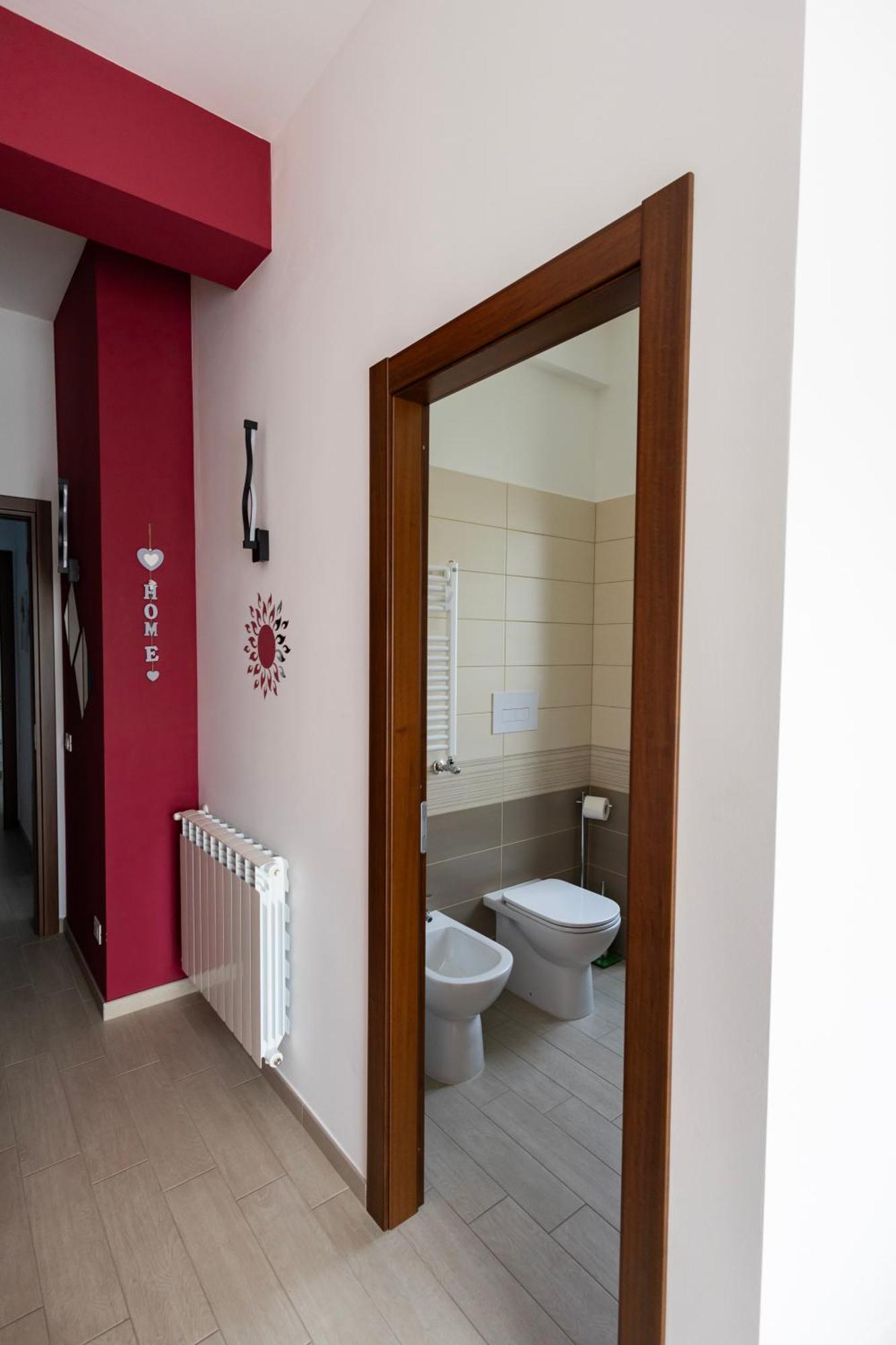 Palermonamour Art Gallery Suite Luaran gambar